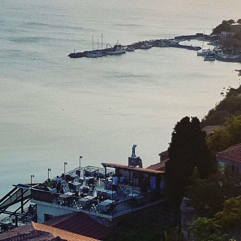 Villa Molivos Views Mythimna Exterior foto